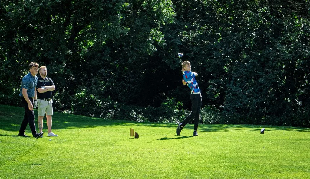golf hole surrounded by trees at a par 3 course near nottingham